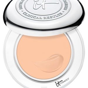 IT Cosmetics: confidence in a compact with SPF+50